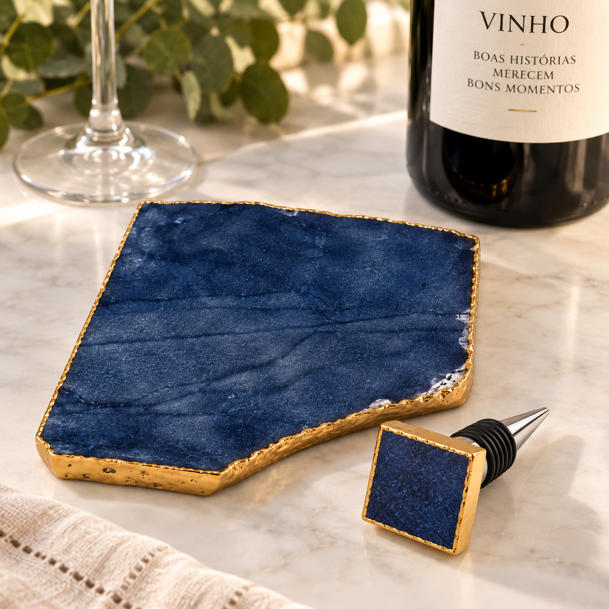 Kit para Vinho em Pedra Natural Azul com Platter e Stopper – 2 Peças