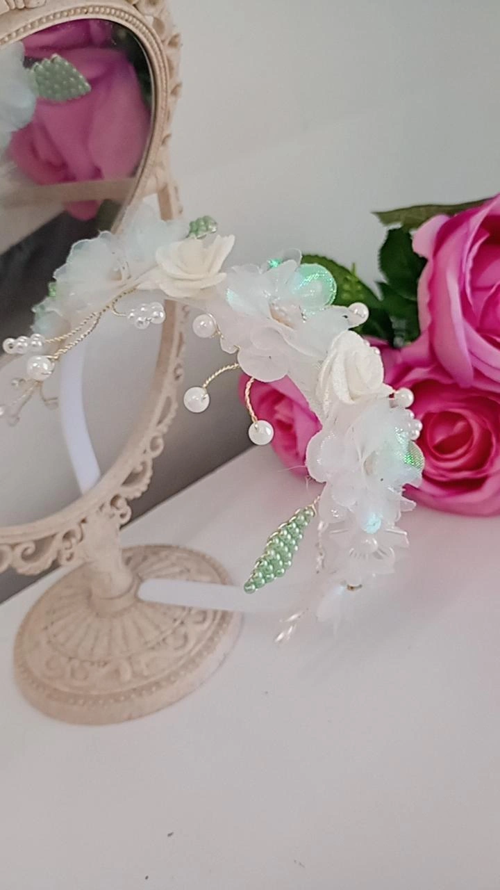 Tiara Floral 01