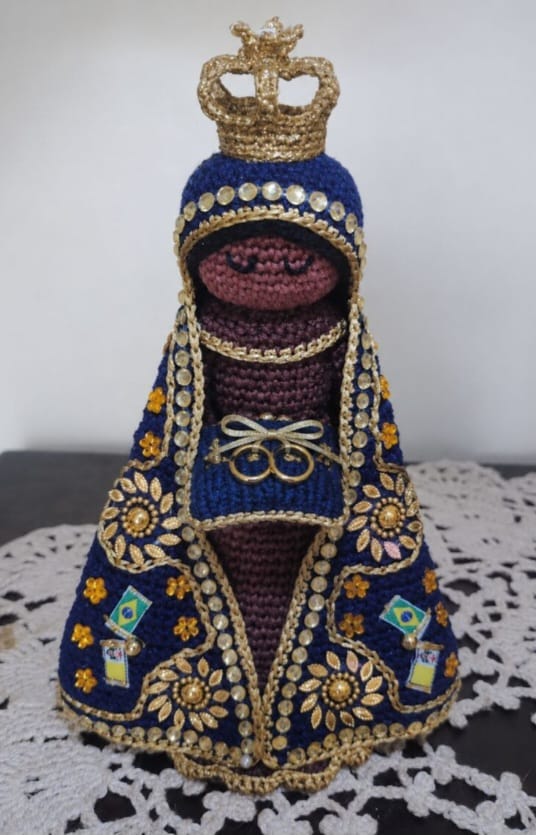 Porta-alianças de Nossa Senhora Amigurumi